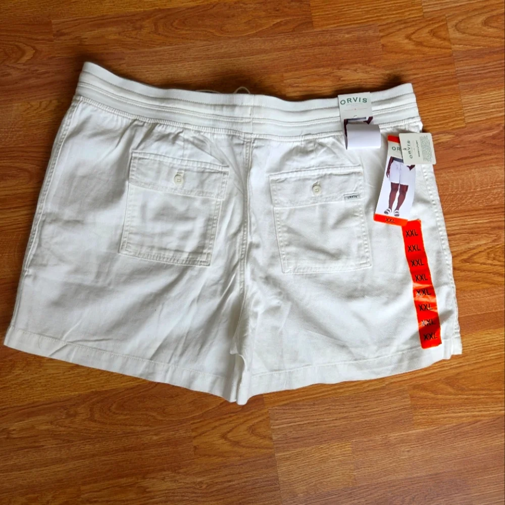 Orvis Women's White Shorts 2XL NWT Cargo Outdoor Lightweight Cotton Blend